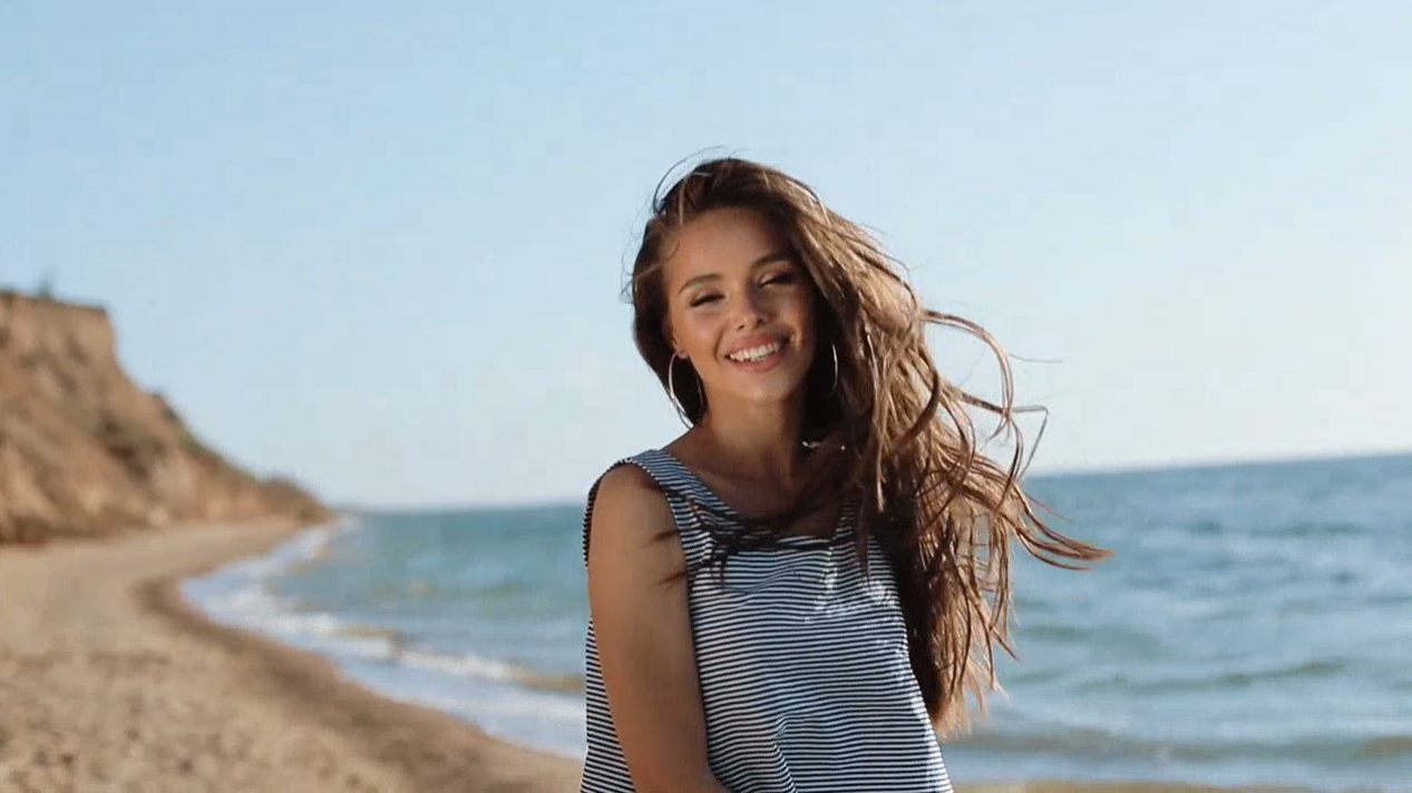 Shiny Healthy Hair is Always in Style!